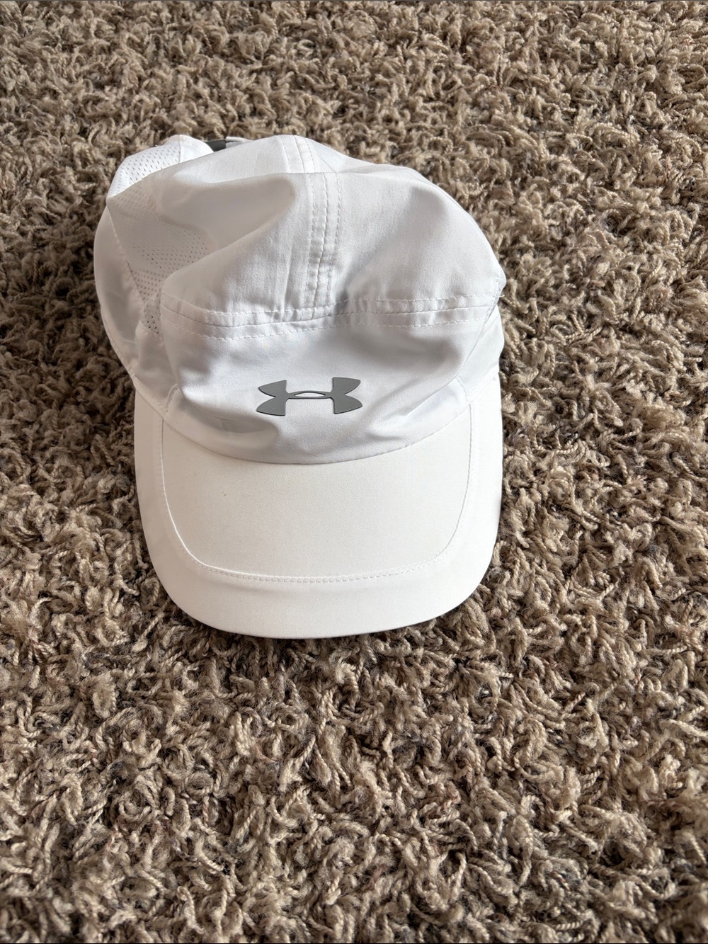 Under Armour White Hat with Gray Logo